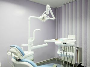 Risarcito il dentista costretto a tener chiuso lo studio per diversi giorni a causa di infiltrazioni d'acqua