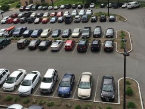 Invalida la delibera che respinge l'uso turnario del parcheggio condominiale