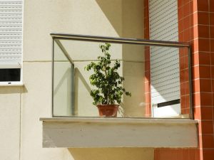 Si può costruire un balcone in condominio?