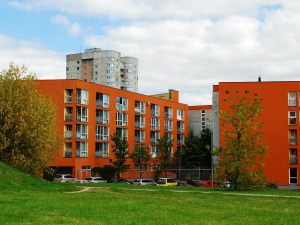 Cortile comune e regole "discriminatorie"