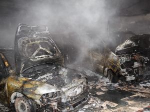 Incendio nel box-auto di un condomino: la responsabilità per i danni al condominio
